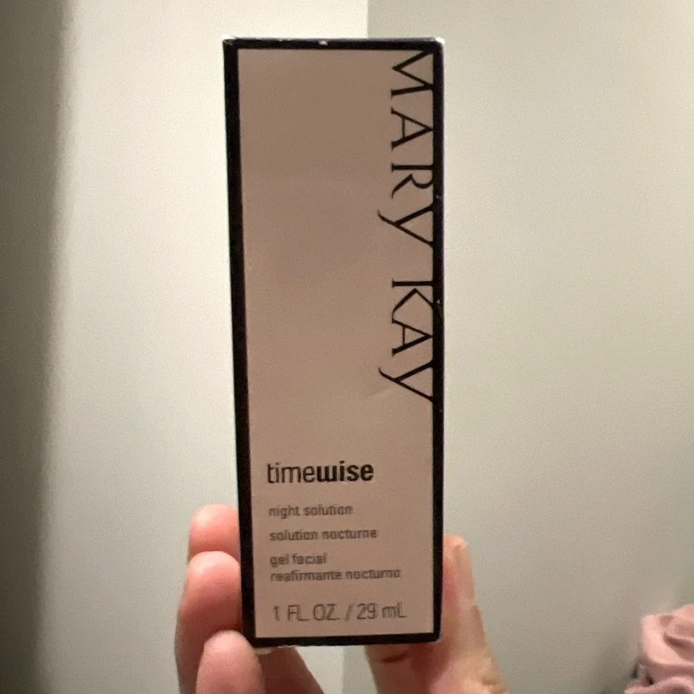 Mary Kay Timewise NIGHT SOLUTION Facial Gel 1 Oz  ~ NIB Discontinued Older Stock